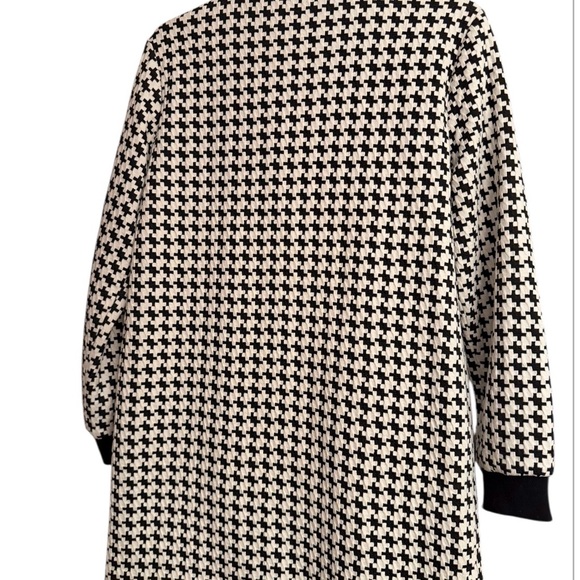 Chelsea & Theodore Black and White Houndstooth Jacket - Picture 2 of 5
